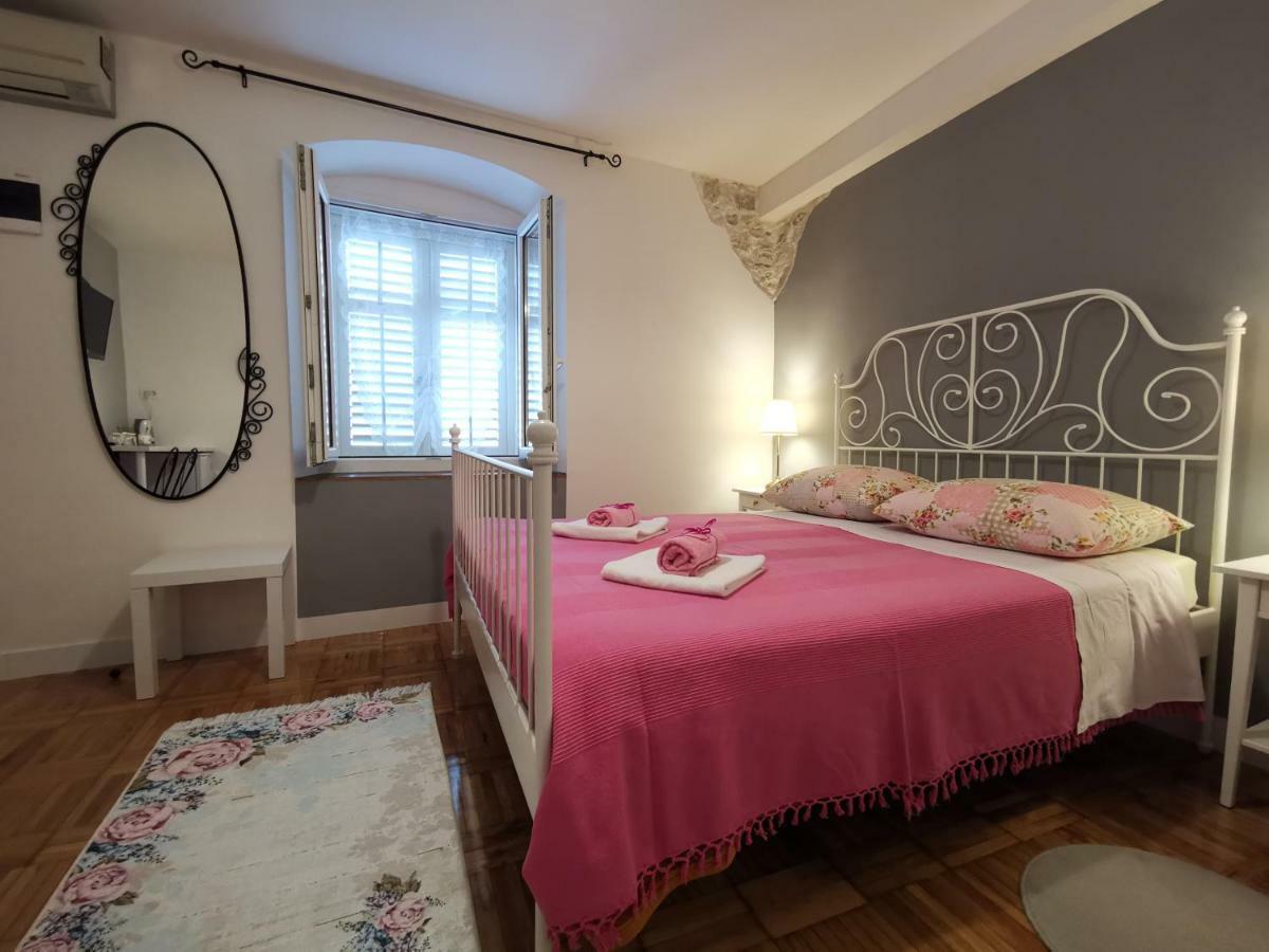 Palace Inn Rooms سبليت المظهر الخارجي الصورة